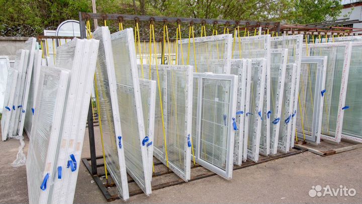 Пластиковые окна кбе и Rehau