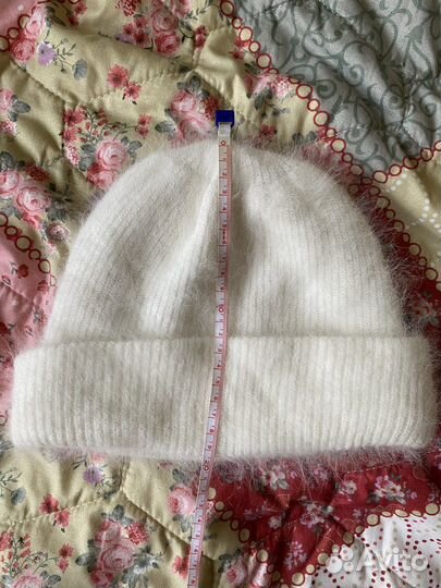 Шапка белая женская