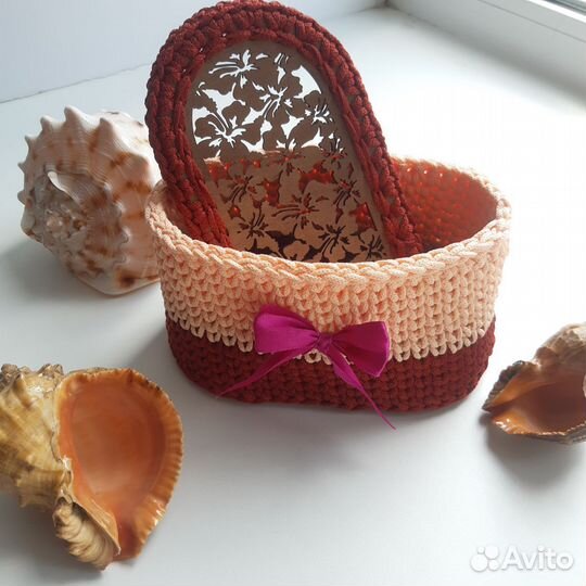 Корзинка вязаная