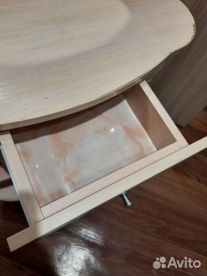 Туалетный столик детский