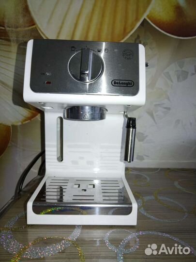 Кофемашина delonghi