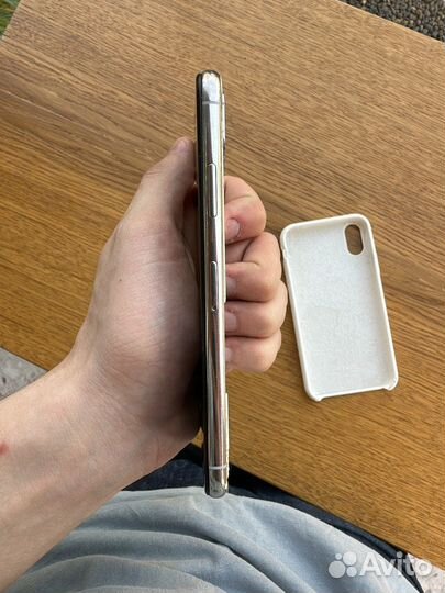 iPhone X, 64 ГБ