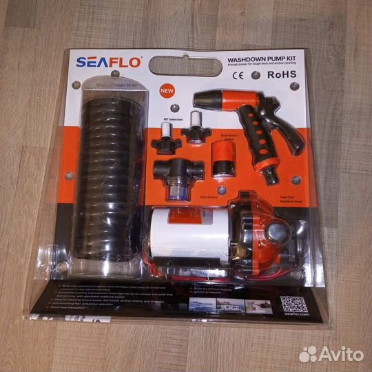 Помывочный комплект SeaFlo, 20 л/мин, 4.8BAR, 12V