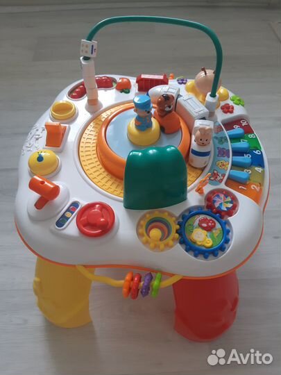 Многофункциональный игровой центр Жирафики