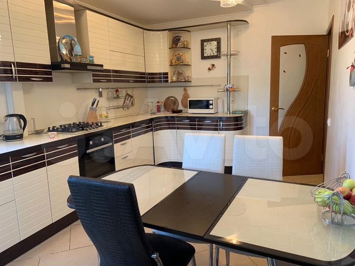 4-к. квартира, 127,8 м², 5/11 эт.