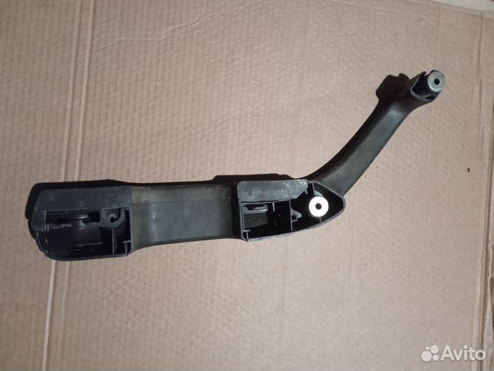 Ручки закрывания дверей передние Опель кадетт Е