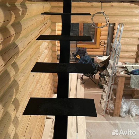 Лестницa каркас металлический