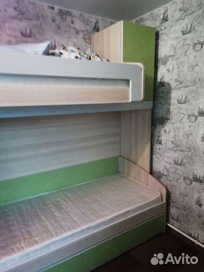 Кровать чердак 