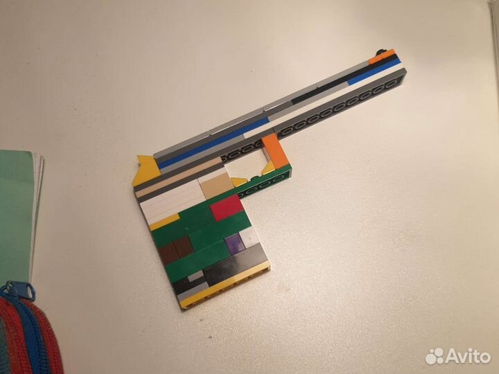 Lego пистолет