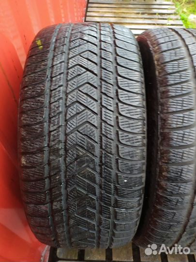 Pirelli Scorpion Winter 295/35 R21 V