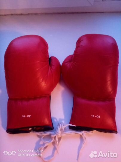 Боксерские перчатки