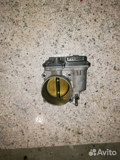 Митсубиси Паджеро 4 2010 год дросельная заслонка