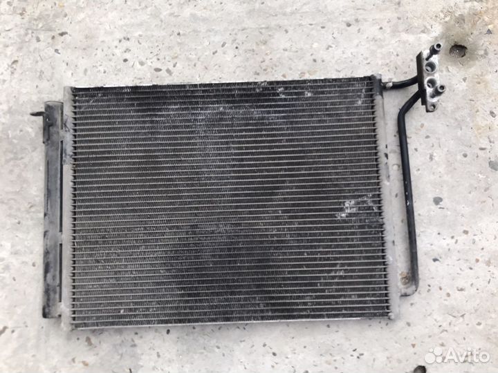 Радиатор кондиционера Bmw E53