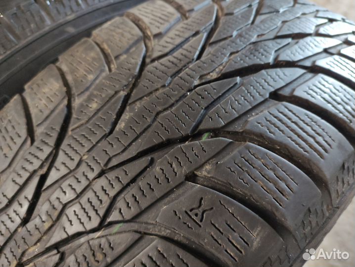 Kumho WinterCraft SUV Ice WS51 235/60 R18