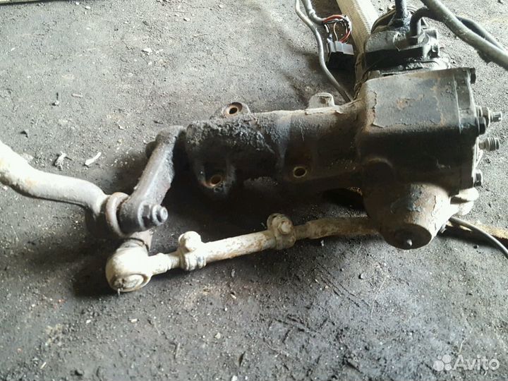 Опель Омега А рулевой редуктор