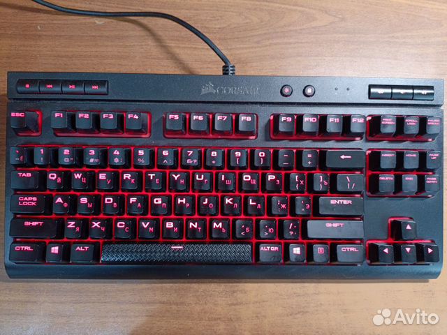 Механическая клавиатура Corsair K63
