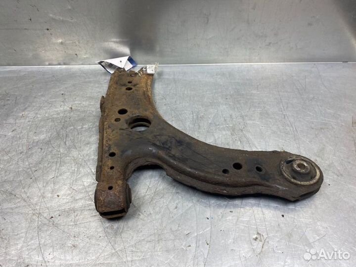 Рычаг передний Volkswagen Bora 1997-2005 седан 2
