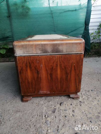 Тумба старинная под реставрацию