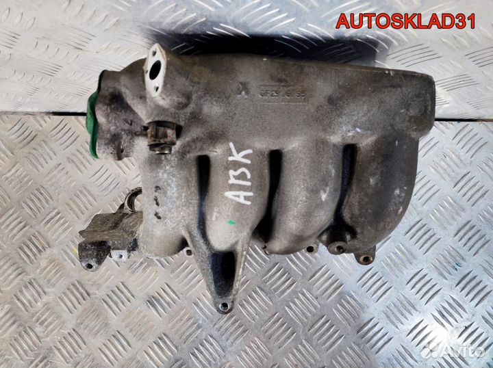 Коллектор впускной Audi A6 C4 2,0 ABK 048133223A
