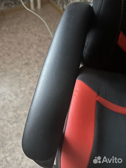 Компьютерное кресло