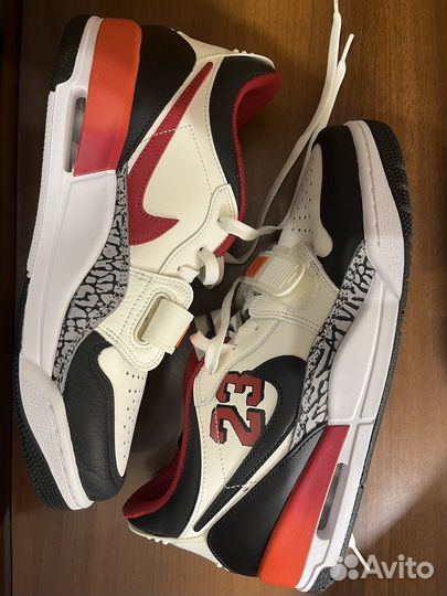 Кроссовки nike air jordan