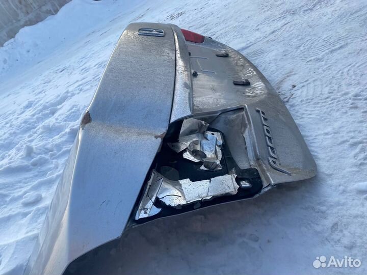 Крышка багажника Хонда аккорд 9 2013 год