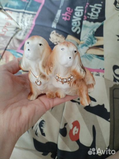 Фарфоровые статуэтки собак