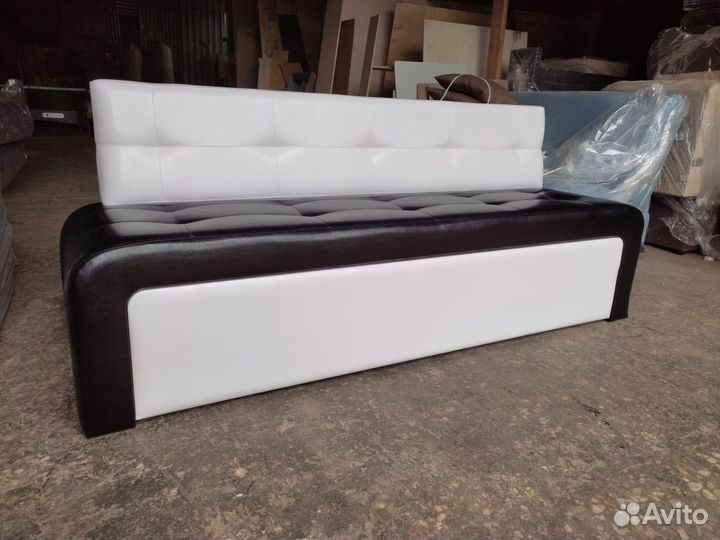 Диван на кухню со спальным местом