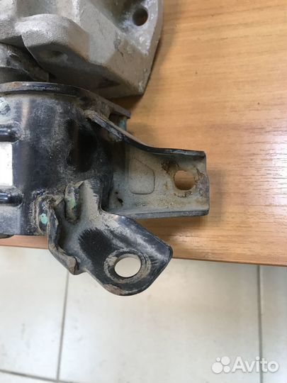 Опора кпп левая Solaris Rio