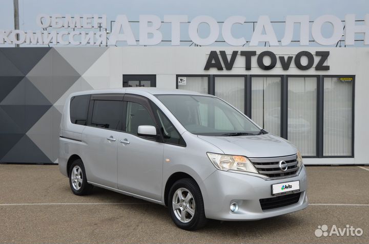 Nissan Serena 2.0 CVT, 2011, 206 800 км