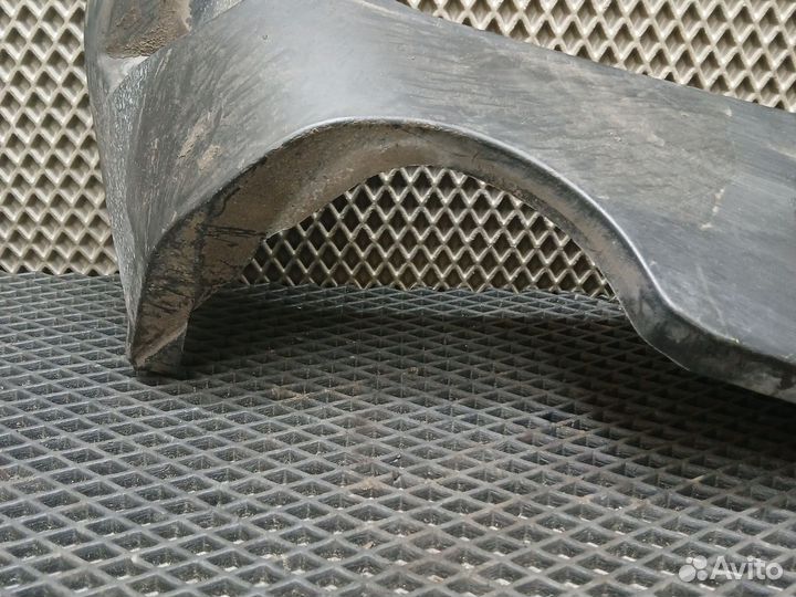 Пыльник бампера правый Nissan Qashqai J10