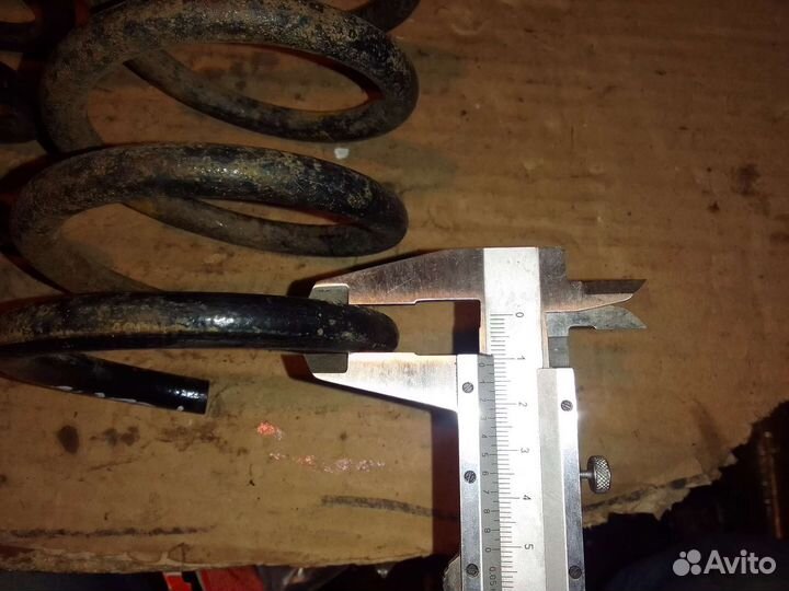 Пружина задняя Skoda Felicia