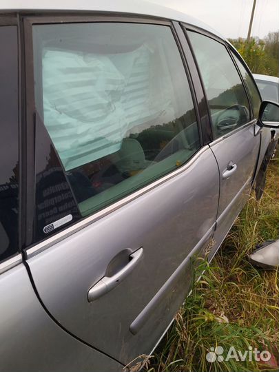 Правая задняя дверь ситроен с4 пикассо серая