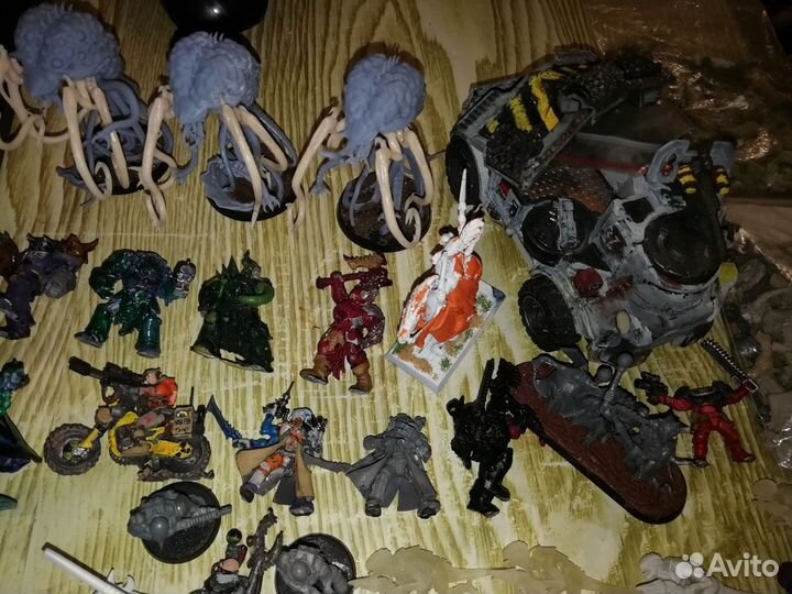 Вархаммер 40000 и аос миниатюры