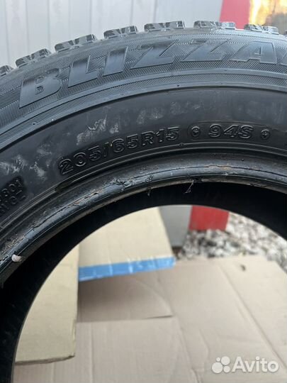 Bridgestone Blizzak Revo GZ 205/65 R15