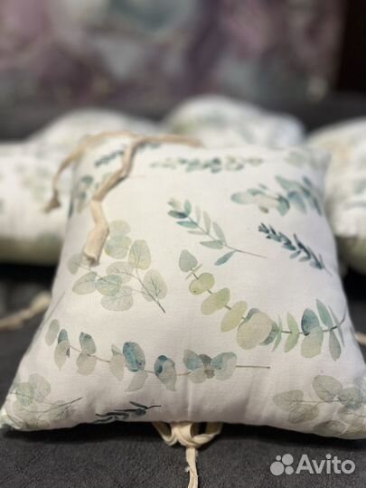 Подушка бортики