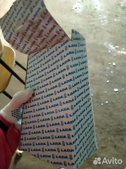 Продается оригинальное зеркало заднего вида