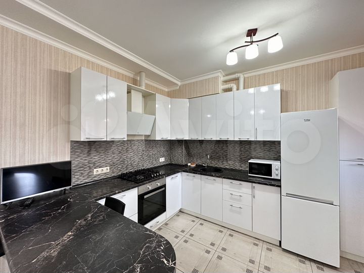 2-к. квартира, 37 м², 1/8 эт.