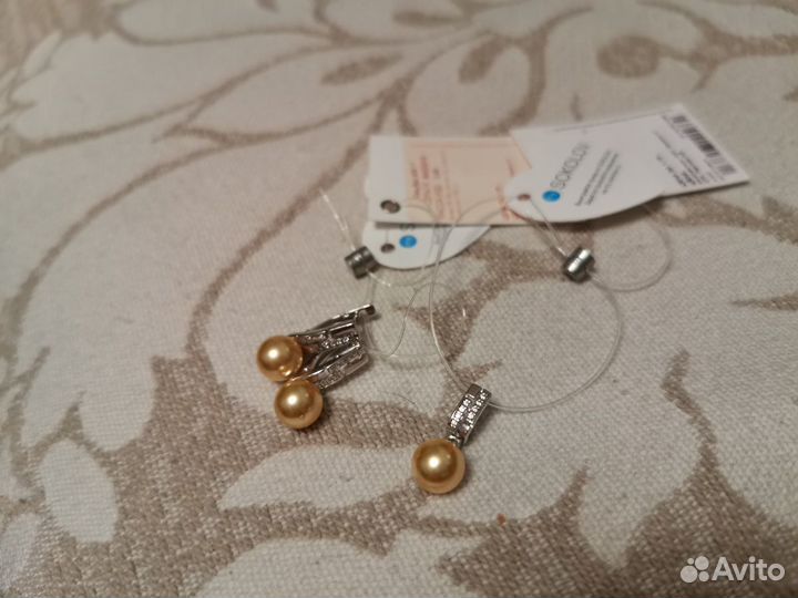 Серьги и подвеска