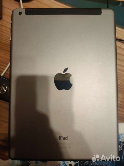 Планшет apple iPad air cellular