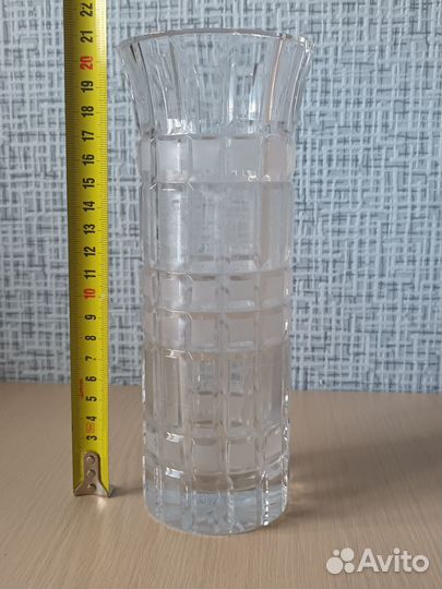 Хрустальные цветочные вазы