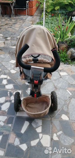 Детский трехколесный велосипед