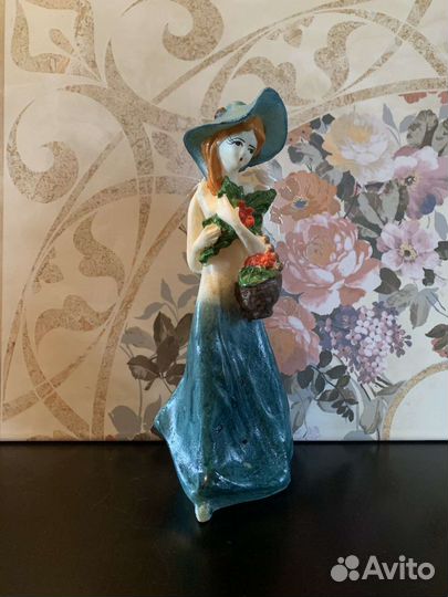 Винтажная статуэтка 