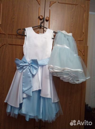 Праздничное платье для девочки, 7-8 лет