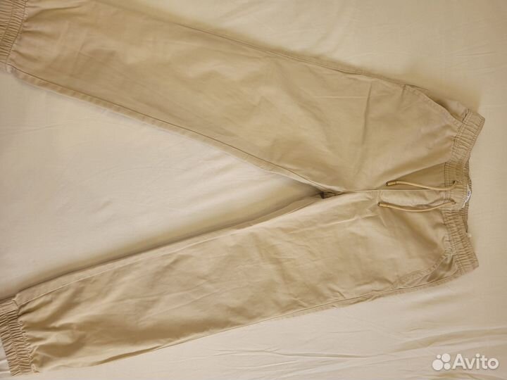 Брюки бежевые для мальчика