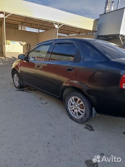 Chevrolet Aveo 1.5 МТ, 2006, 330 000 км