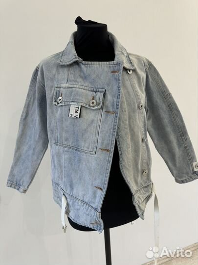 Куртка джинсовая