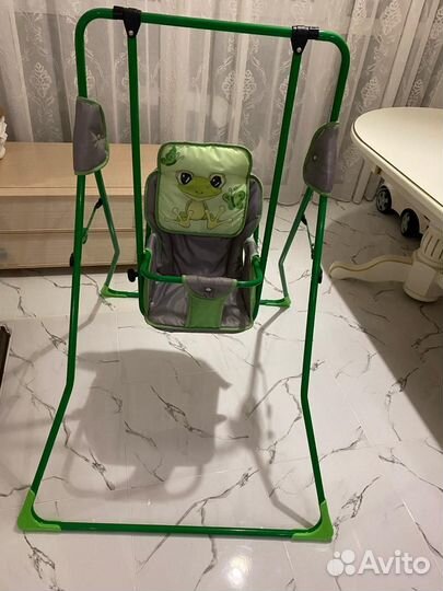 Продам качели