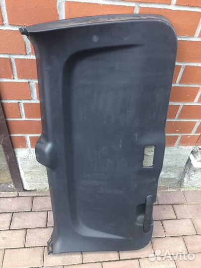 Облицовка двери багажника CRV 84431-swa-0030-50