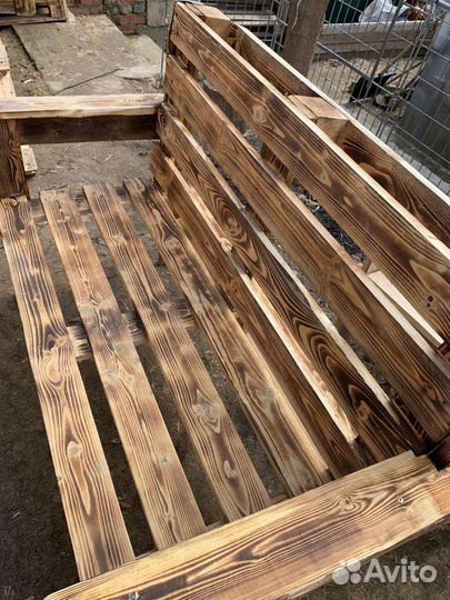 Садовая уличная мебель